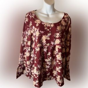 Burgundy flower print top with bell sleeves size XL NWT